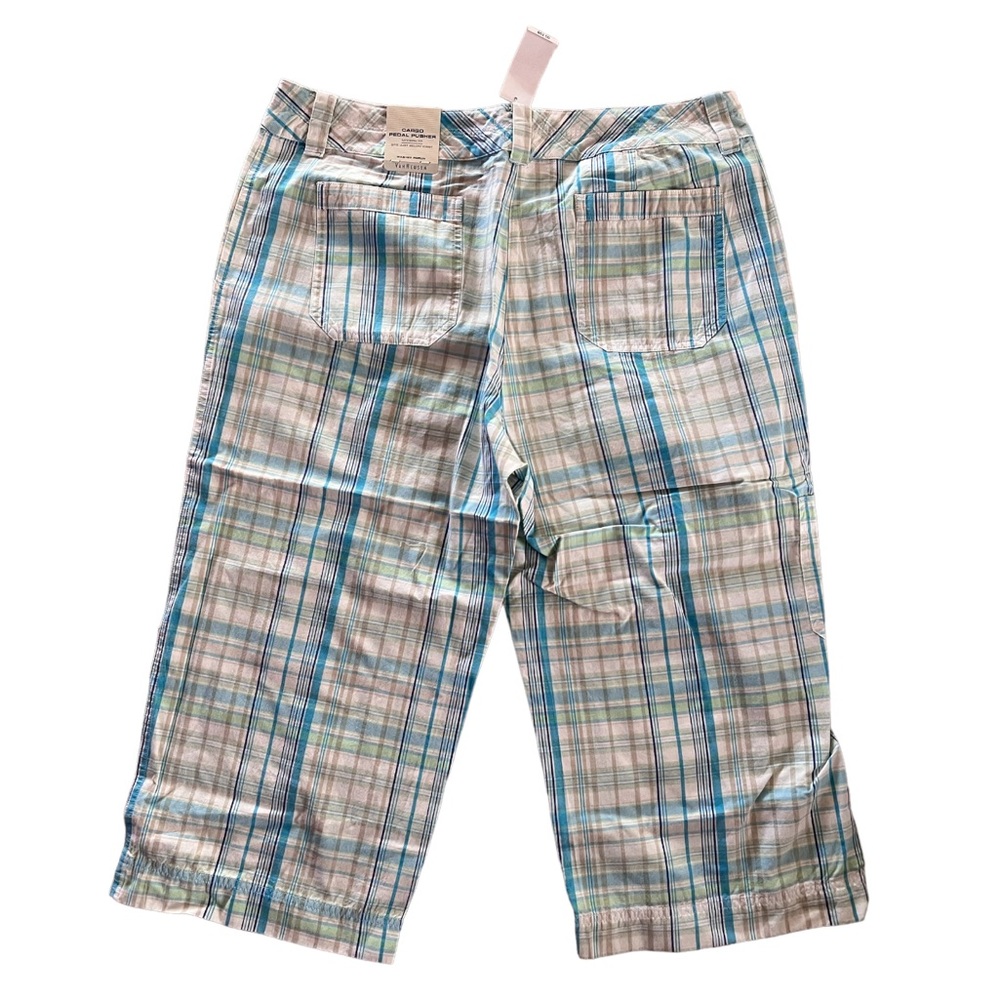 NWT VAN HEUSEN Plaid Cargo Modern Fit Pedal Pushers Cropped Size 12 - Picture 2 of 9